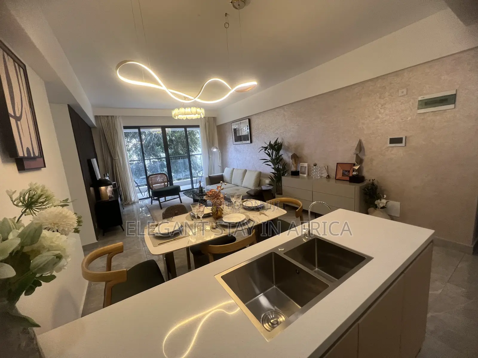 3bdrm Apartment in Lavington for sale in Lavington