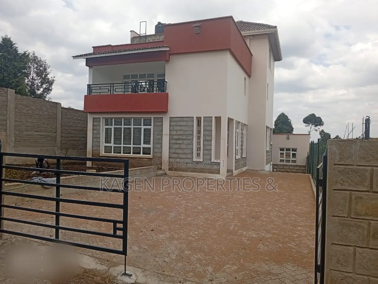 4bdrm House in Matasia for sale in Matasia