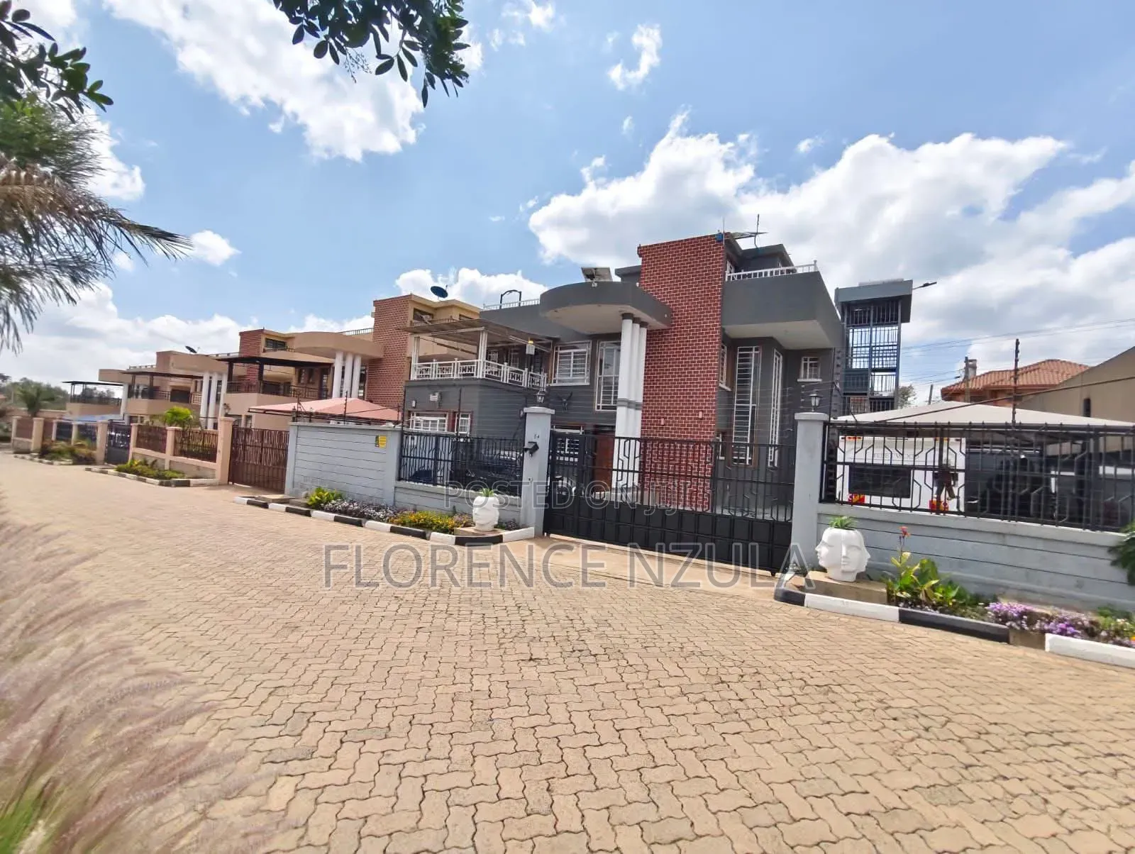 4bdrm House in Oloolua for sale in Oloolua