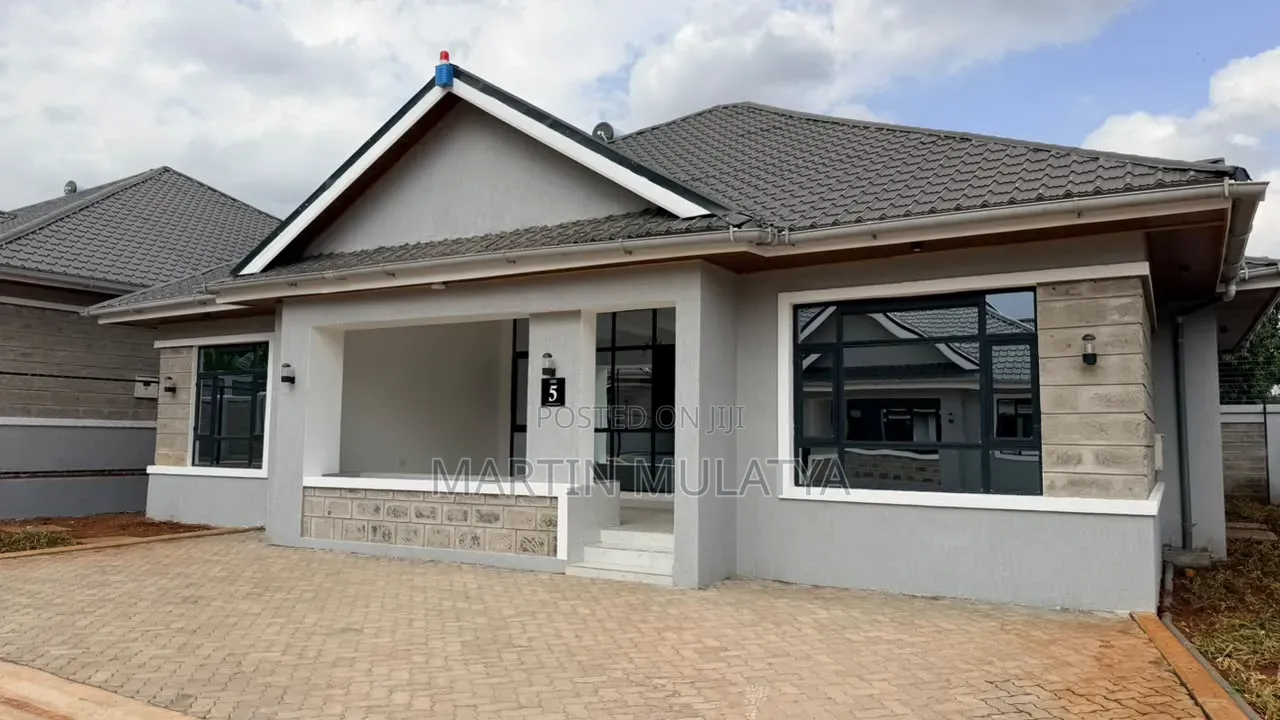 Furnished 4bdrm Bungalow in Kamakis for sale in Kamakis