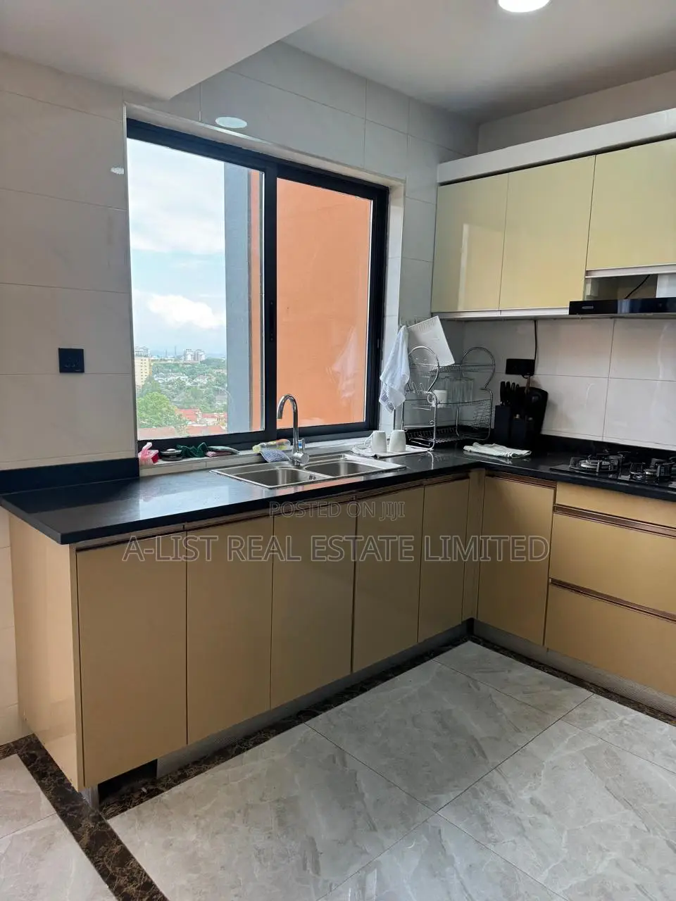 Furnished 4bdrm Apartment in Valley Arcade for rent in Valley Arcade