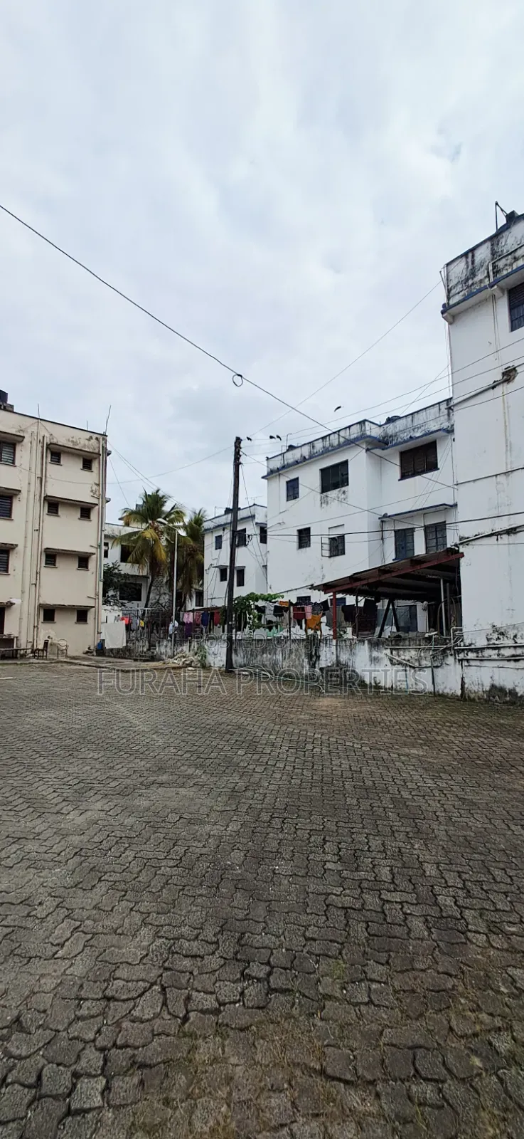 3bdrm Block of Flats in Mombasa Island, Moi Avenue (Msa) for sale in Moi Avenue (Msa)