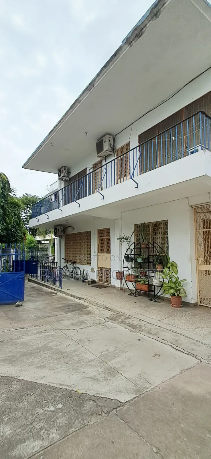 3bdrm Block of Flats in Mombasa Island, Moi Avenue (Msa) for sale in Moi Avenue (Msa)