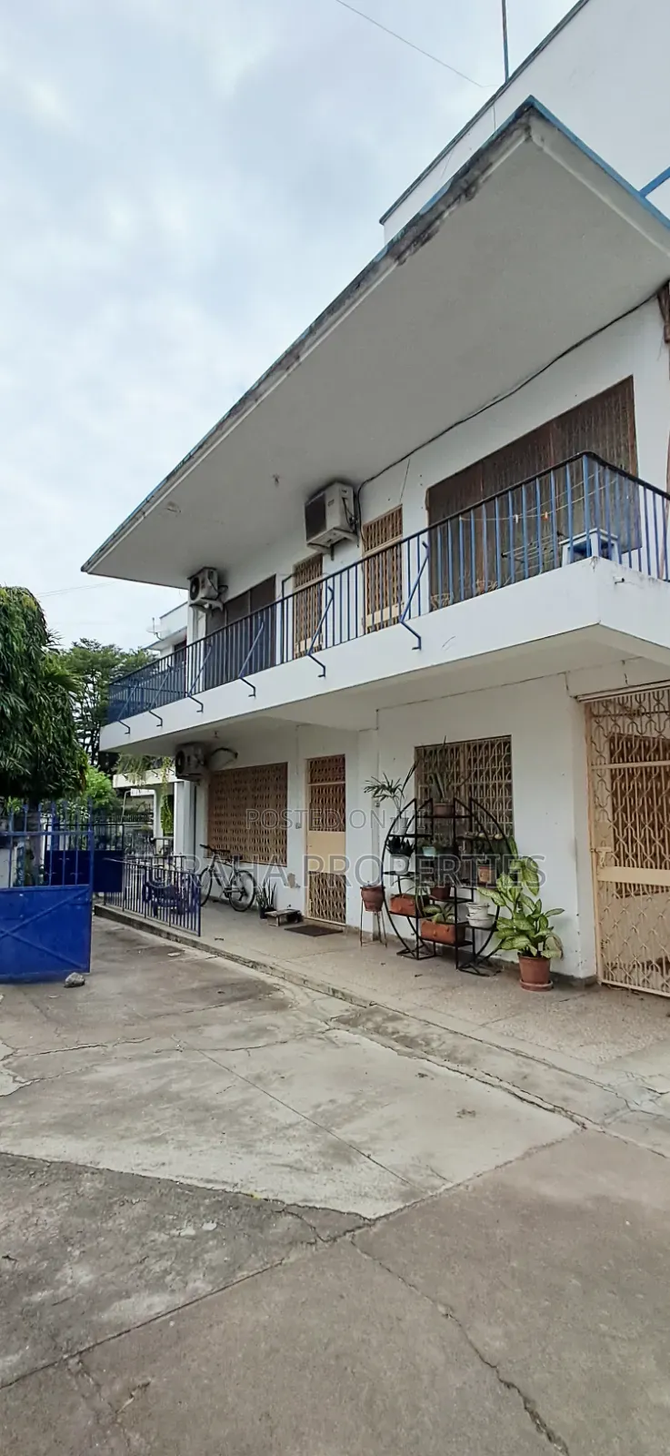 3bdrm Block of Flats in Mombasa Island, Moi Avenue (Msa) for sale in Moi Avenue (Msa)