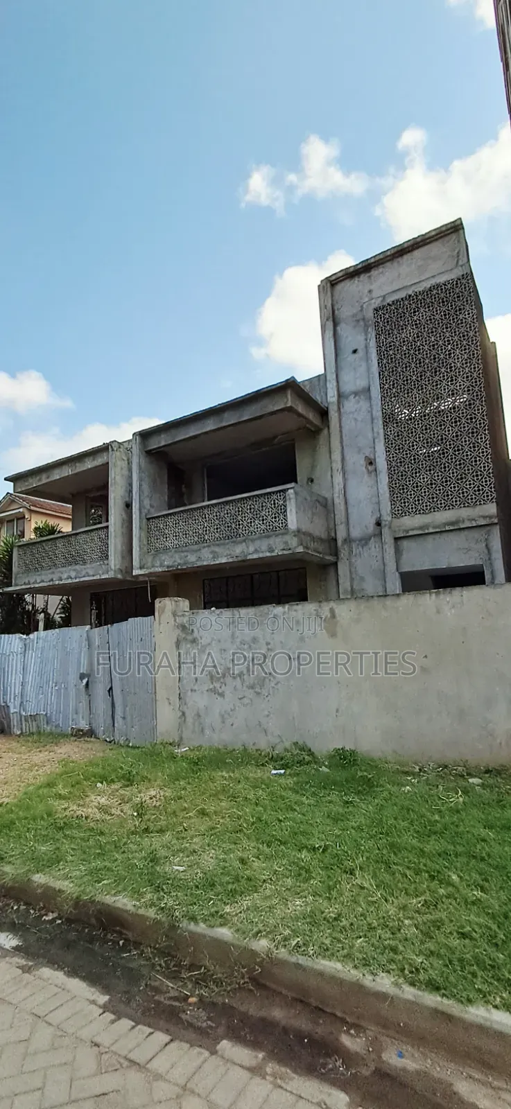 4bdrm Block of Flats in Nyali for sale in Nyali Mkomani