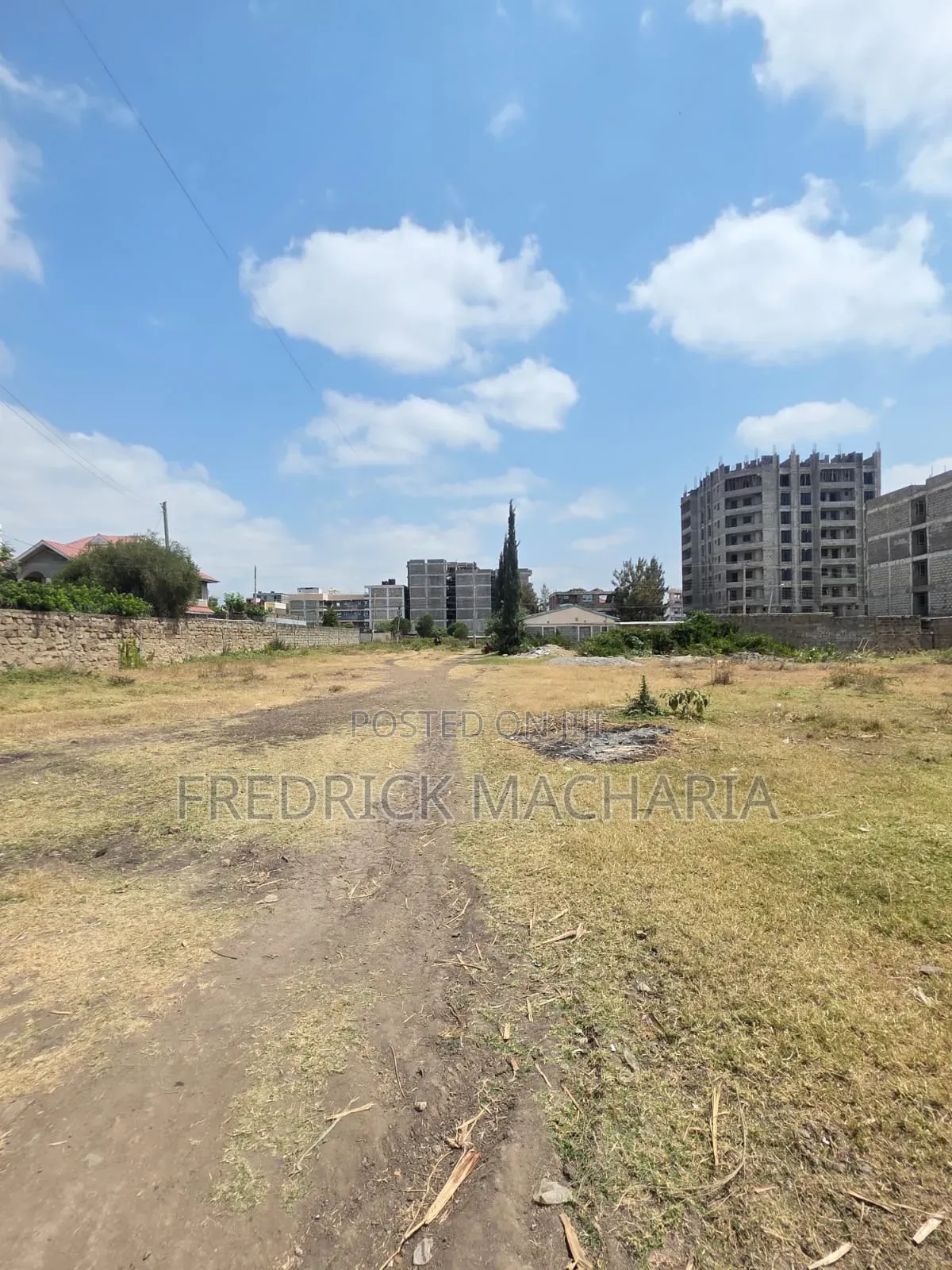 Commercial Plot for Sale at Utawala in Complex Utawala