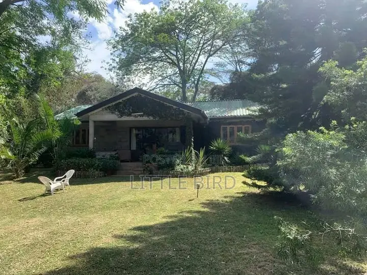 8bdrm Villa in Hardy for sale in Hardy