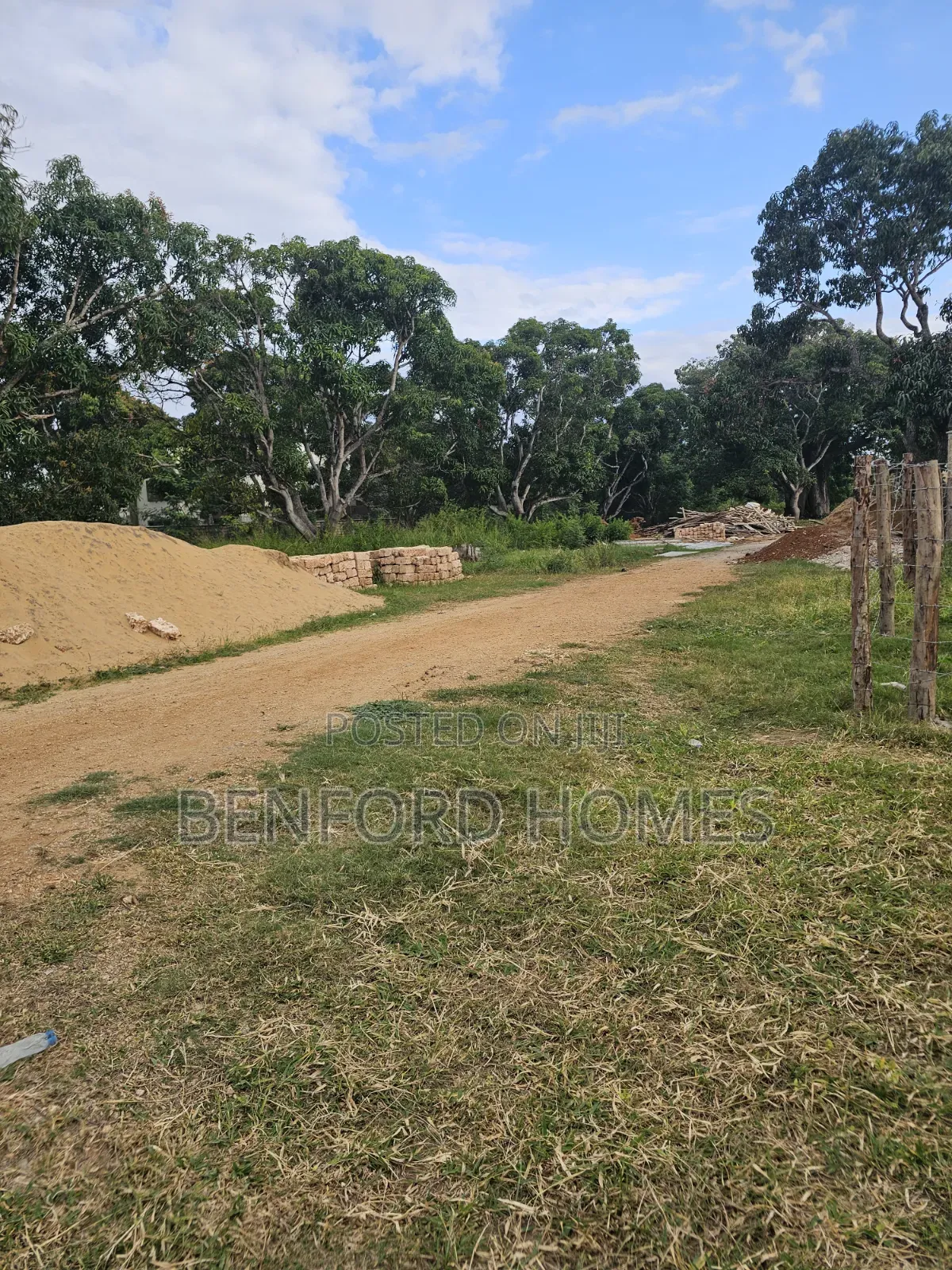 50/100 Square Feets Plots on Sale Kikambala for Premier Homes in Kikambala