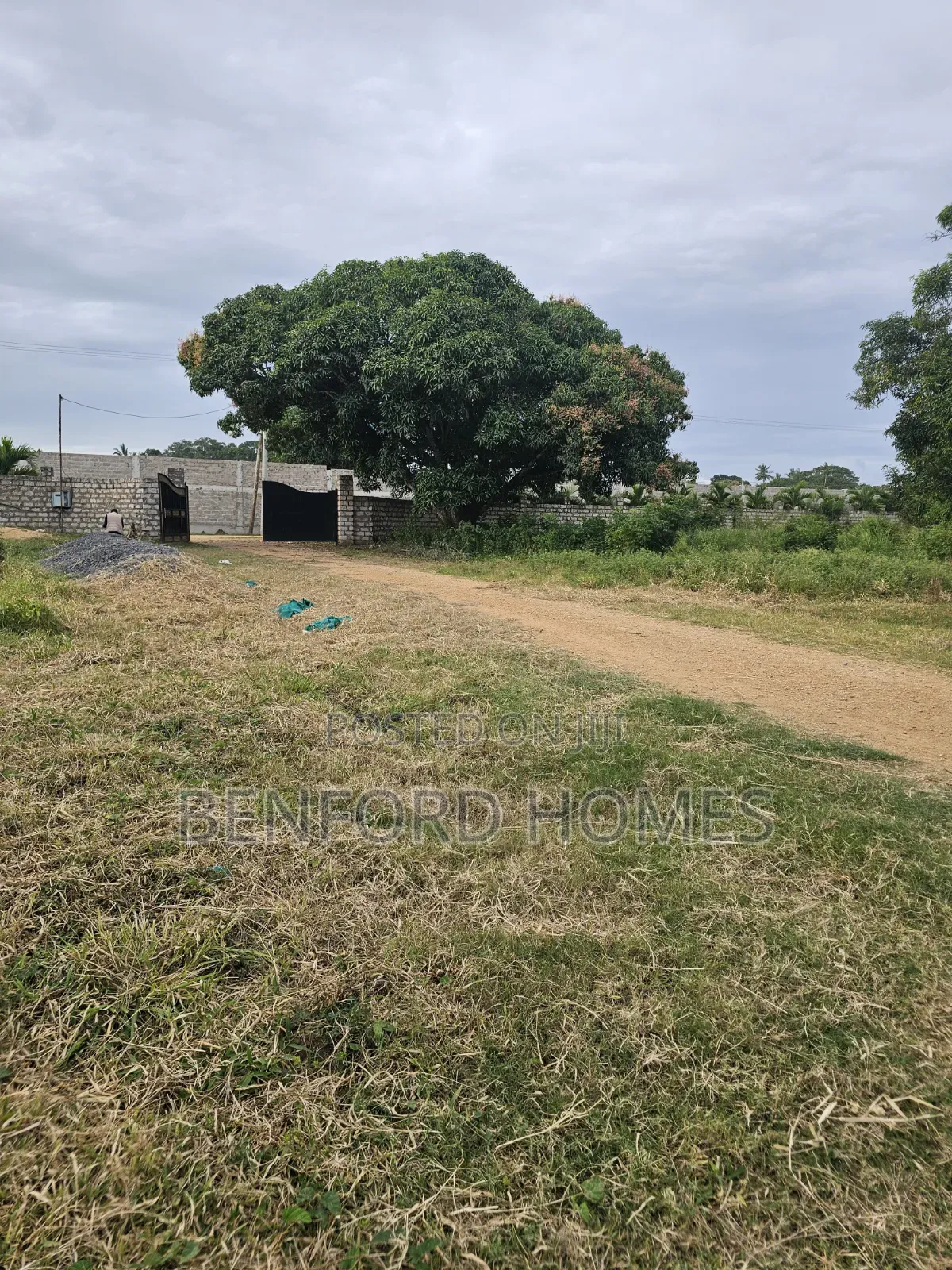 50/100 Square Feets Plots on Sale Kikambala for Premier Homes in Kikambala