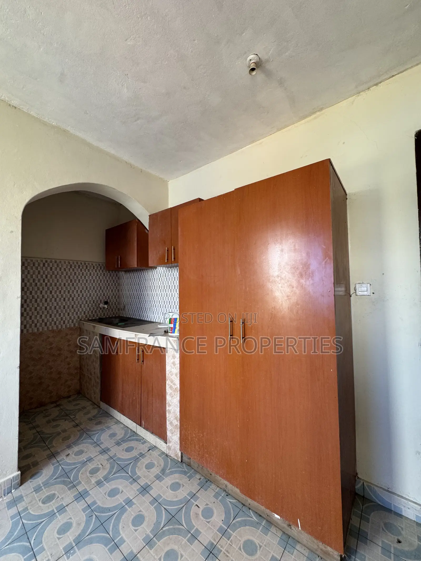 1bdrm Bedsitter in Solian, Utange for rent in Utange
