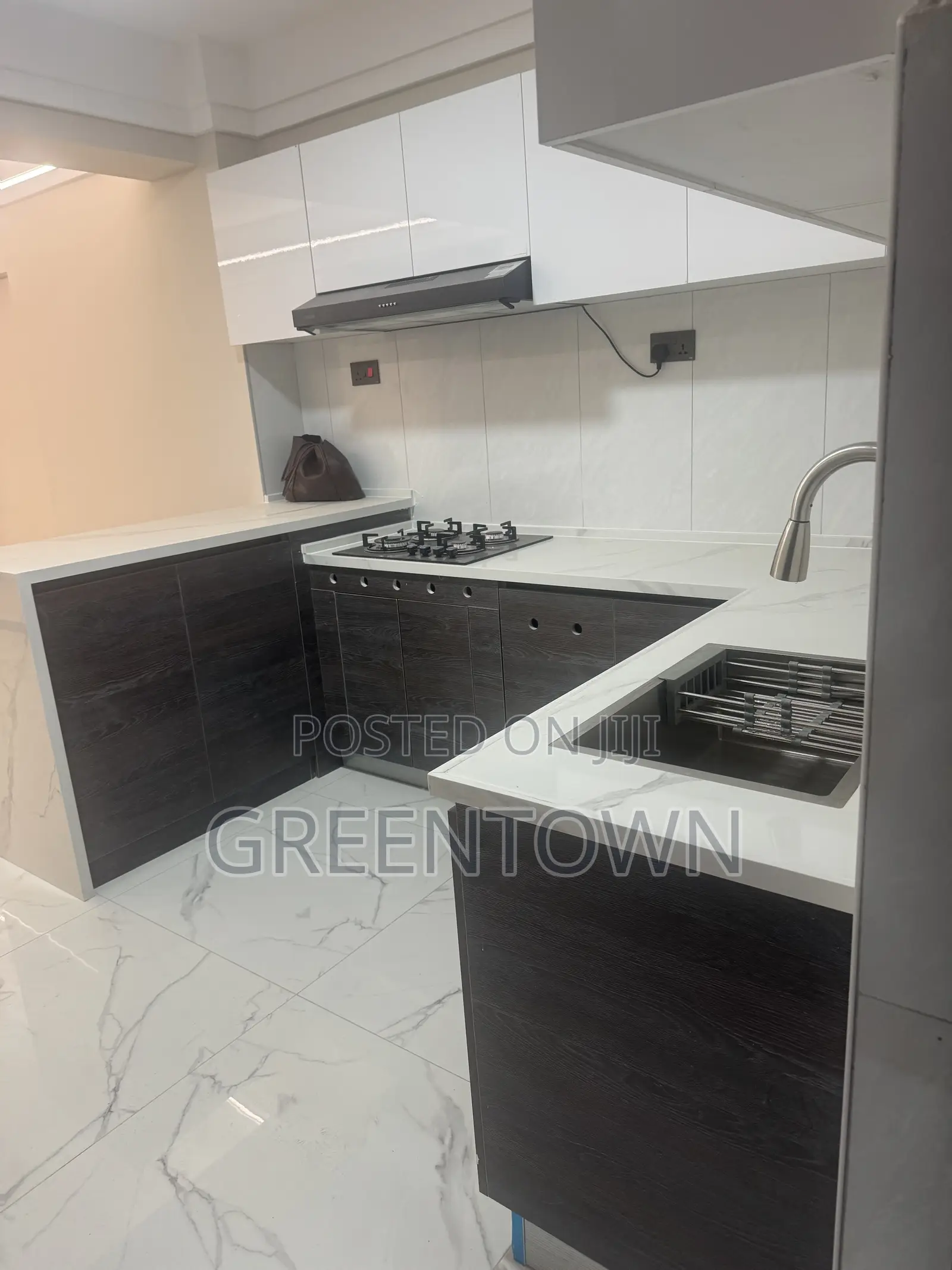 2bdrm Apartment in Super Westview, Westlands for sale in Westlands
