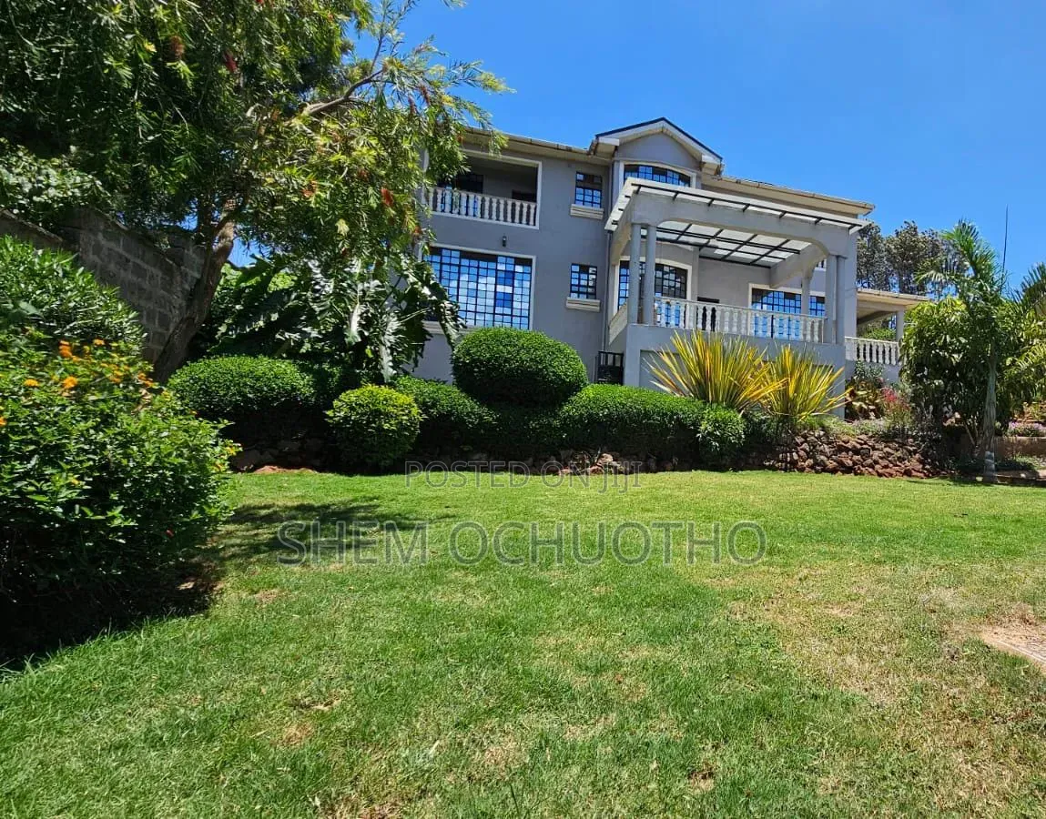 5bdrm Maisonette in Kerarapon Drive for sale in Kerarapon
