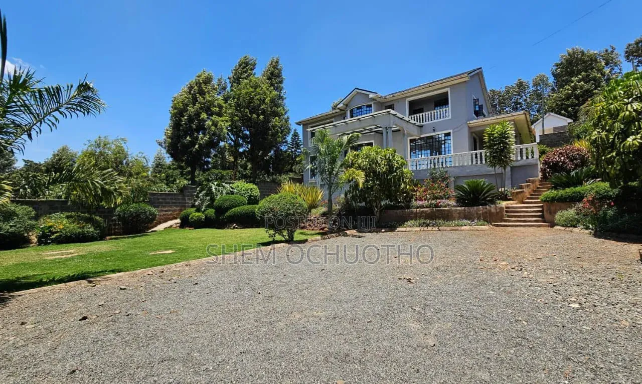 5bdrm Maisonette in Kerarapon Drive for sale in Kerarapon