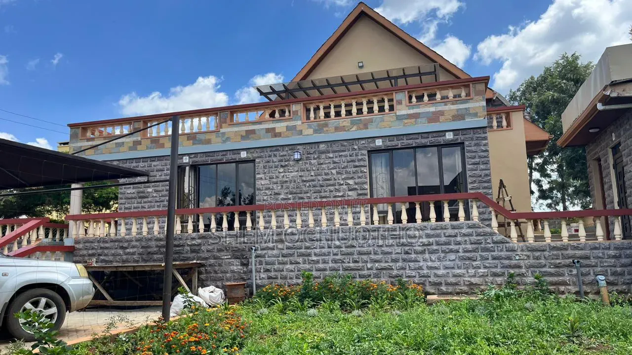 4bdrm Maisonette in Kerarapon Drive for sale in Kerarapon