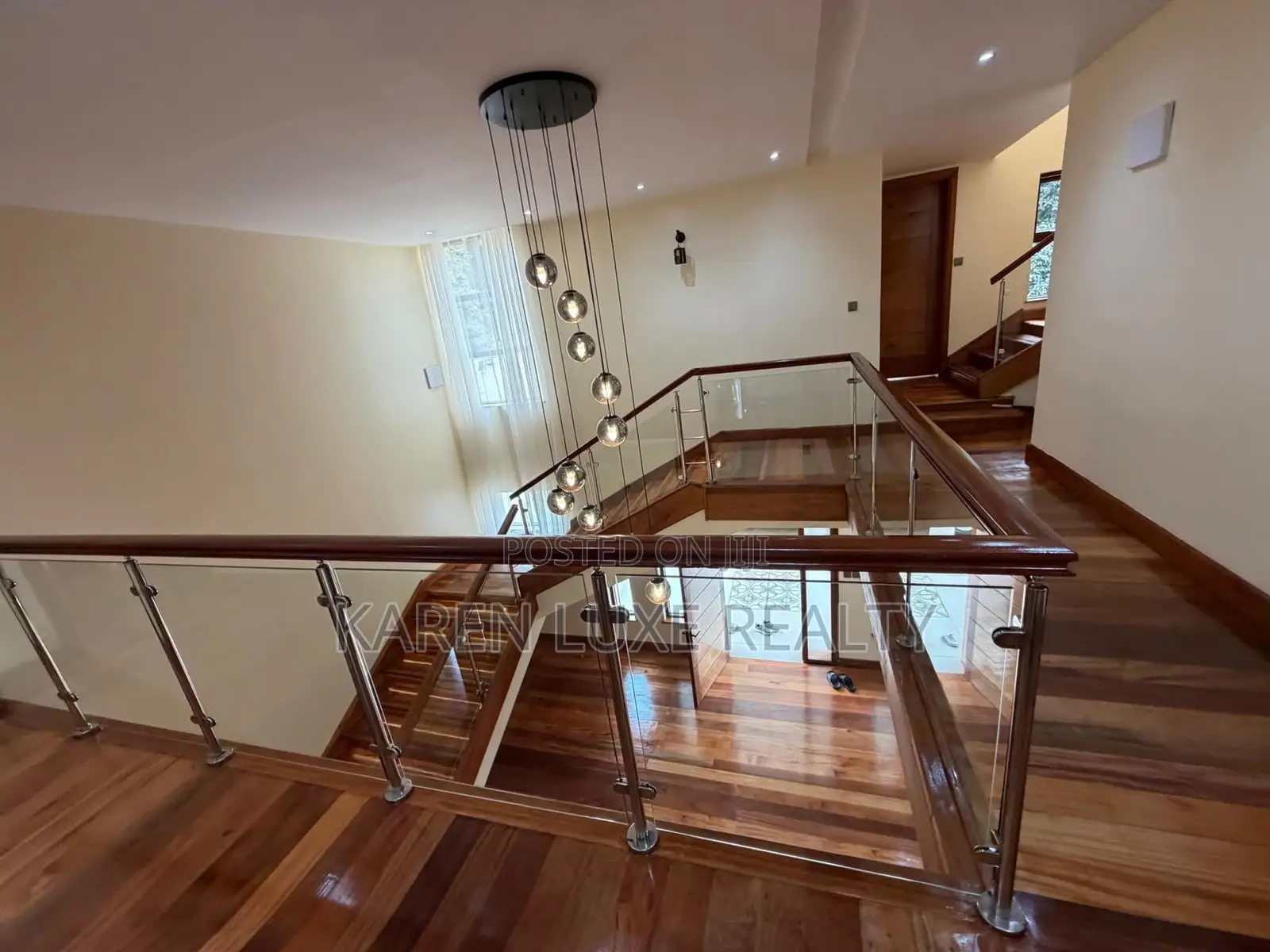 5bdrm Villa in Rosslyn for sale in Rosslyn