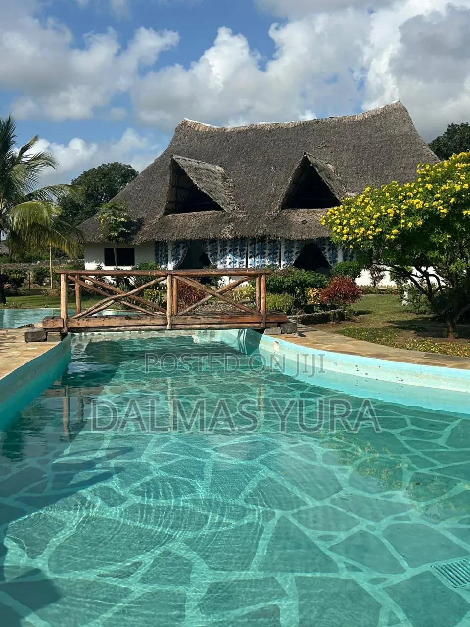 Furnished 4bdrm Villa in Town Centre for sale in Town Centre