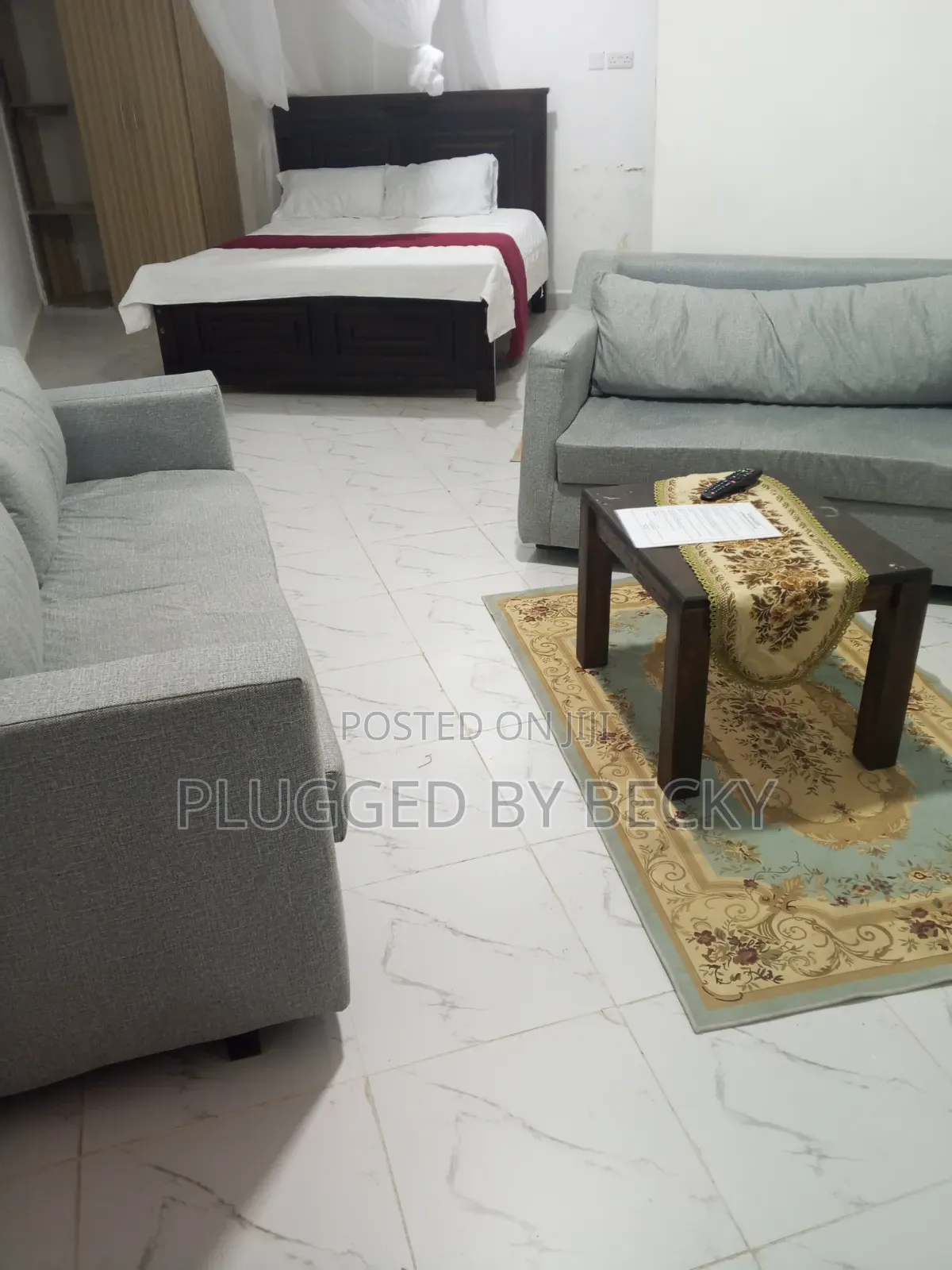 Clean Airbnb in Complex Utawala