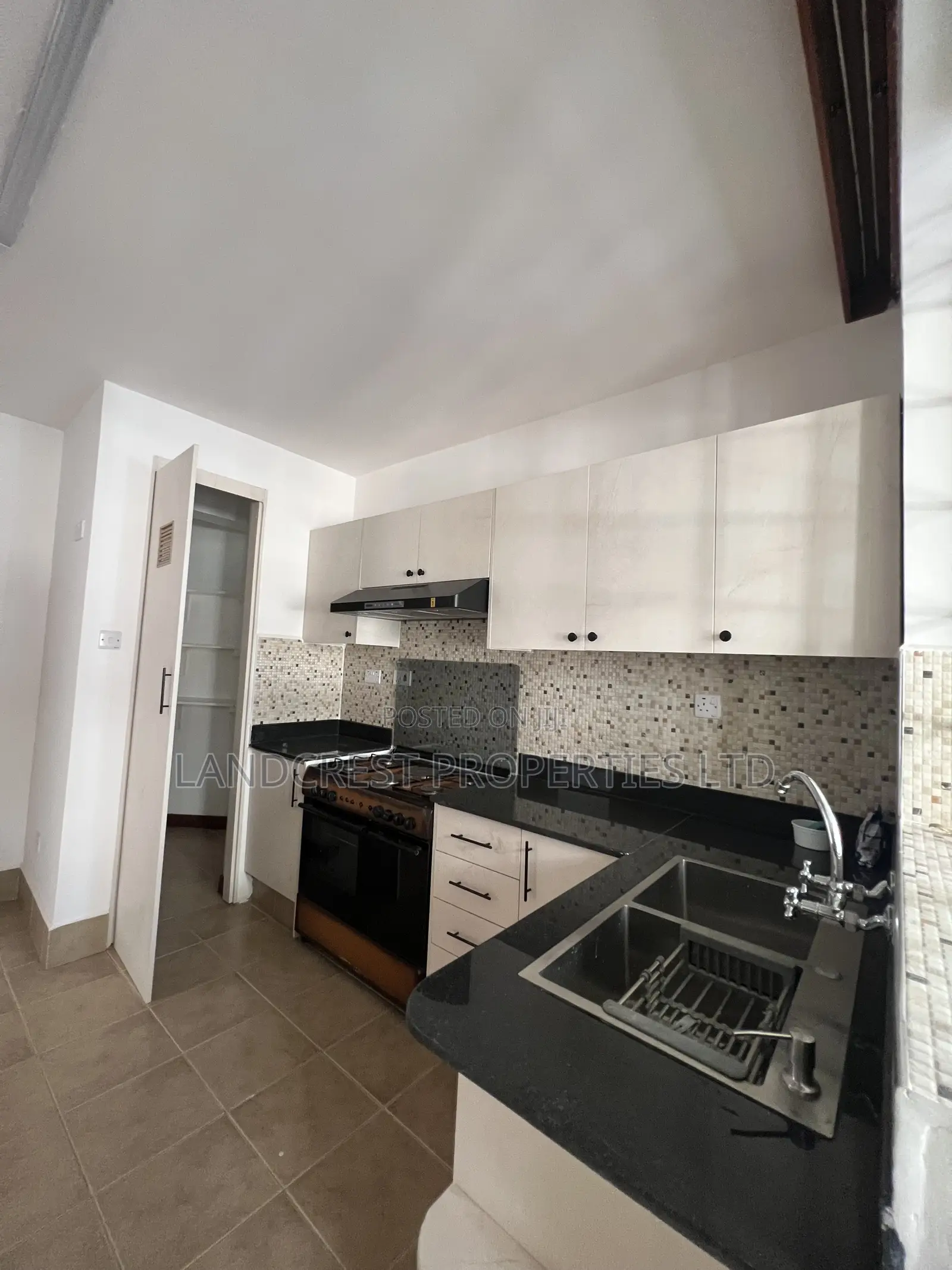 3bdrm Apartment in Graceland Terraces, Kileleshwa for sale in Kileleshwa