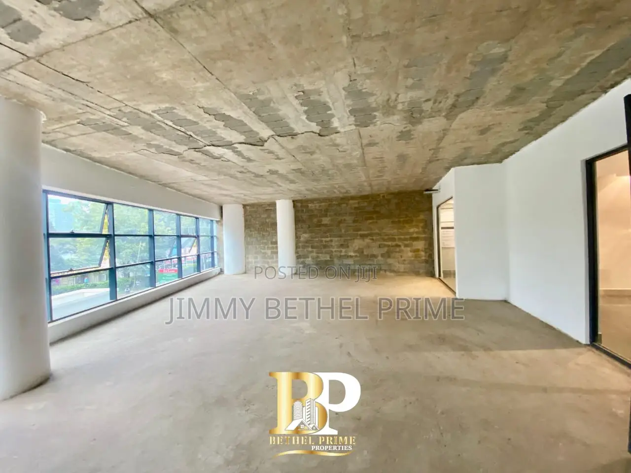 Prime Spacious Office for Rent in Spring Valley