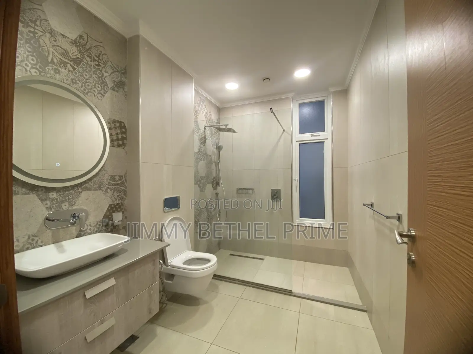 3bdrm Apartment in Parklands/Highridge for sale in Parklands/Highridge