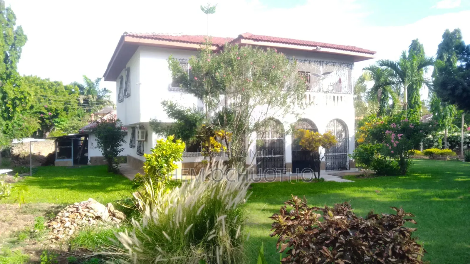 3bdrm Bungalow in Nyali Plaza for sale in Nyali Mkomani