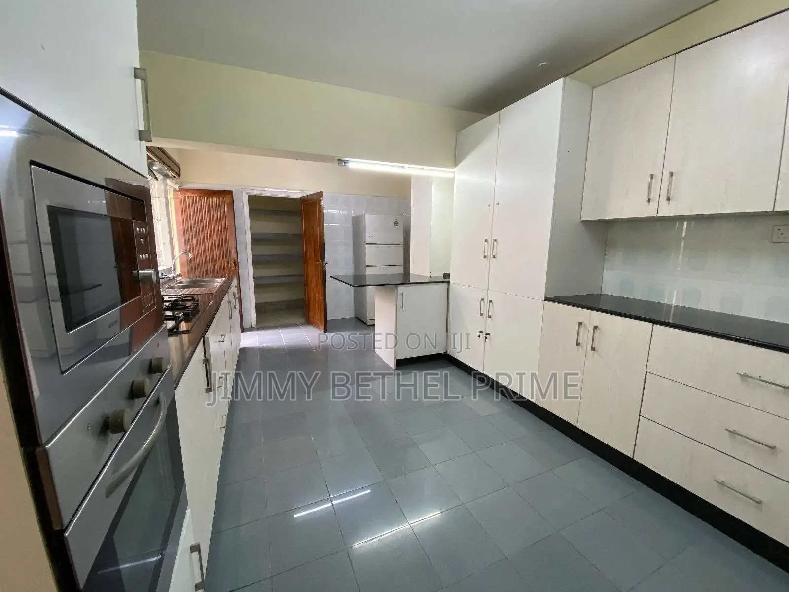 5bdrm House in Parklands/Highridge for rent in Parklands/Highridge