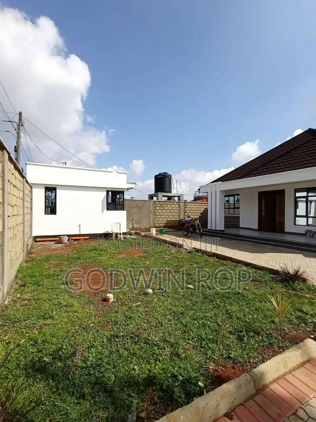 3bdrm House in Blossom, Ngeria for sale in Ngeria