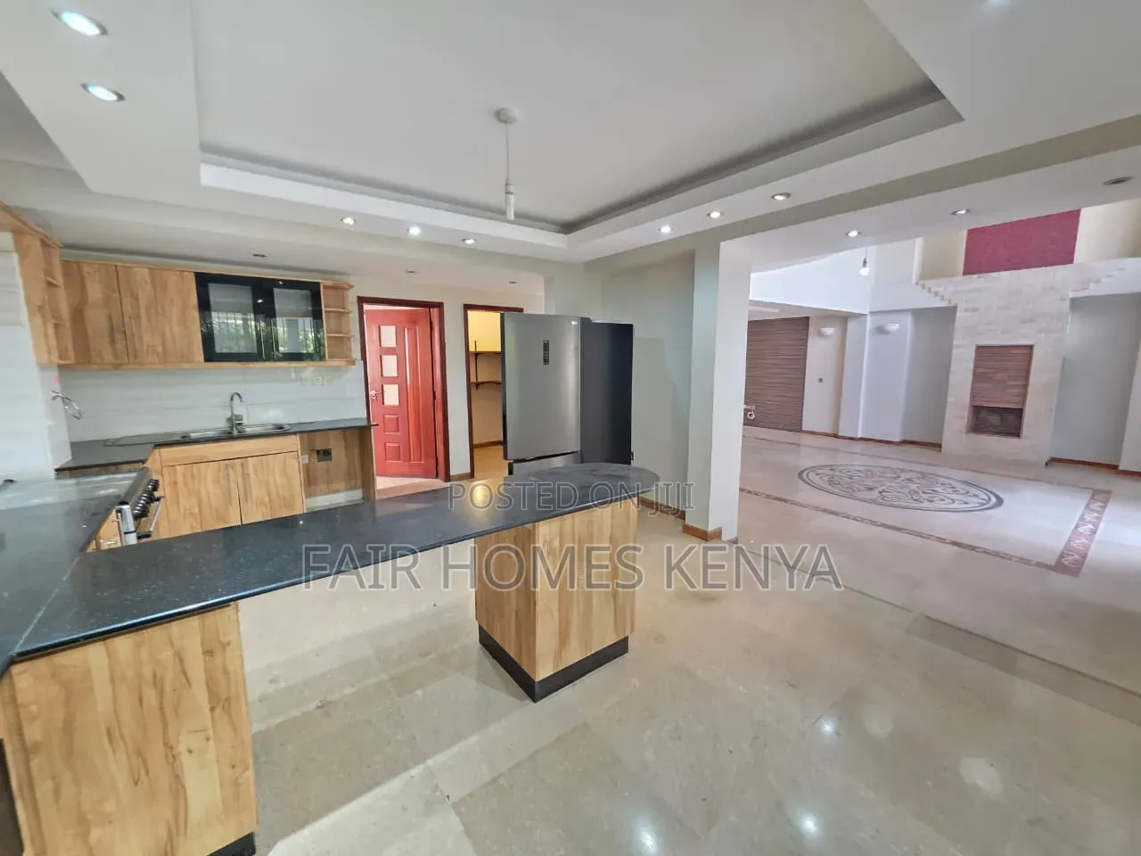 5bdrm Townhouse / Terrace in Convent Drive, Muthangari for rent in Muthangari