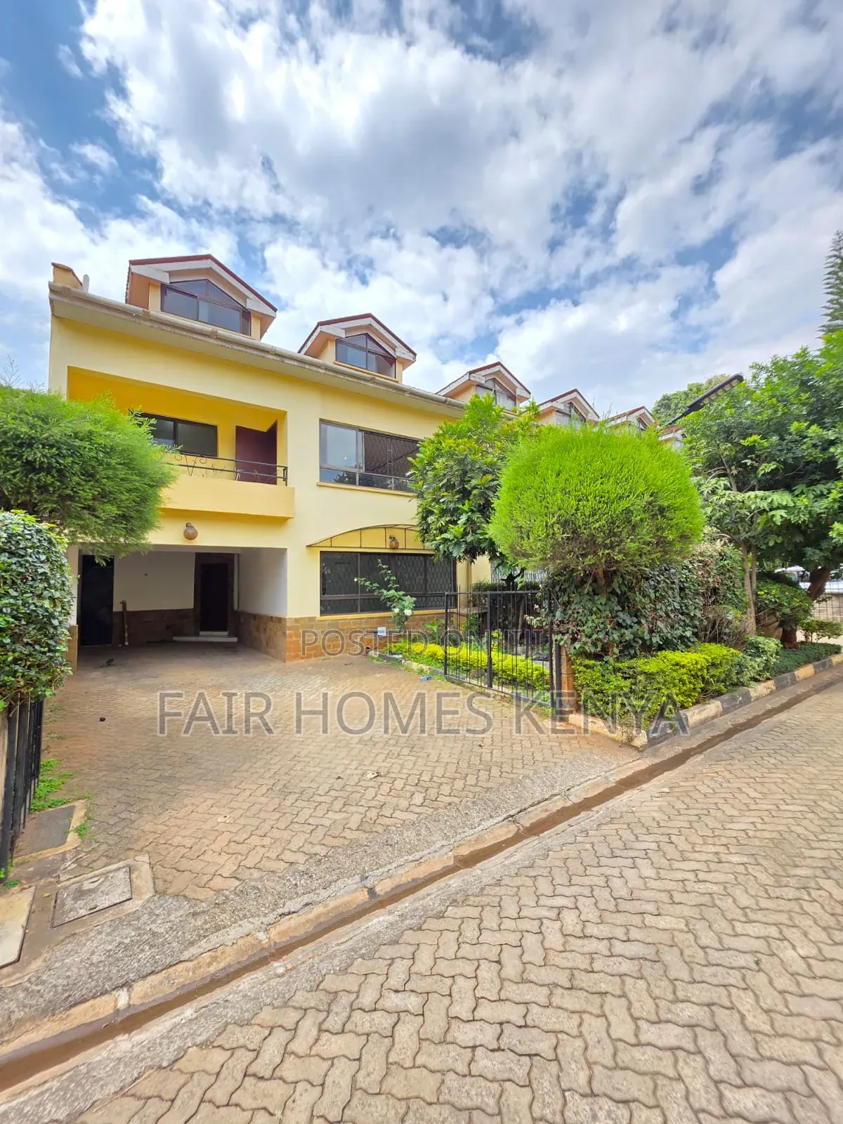 5bdrm Townhouse / Terrace in Gitanga Road, Maziwa for rent in Maziwa