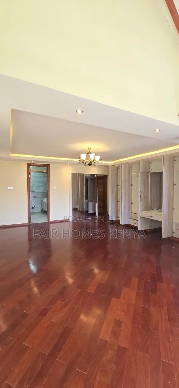 5bdrm Townhouse / Terrace in Convent Drive, Muthangari for rent in Muthangari