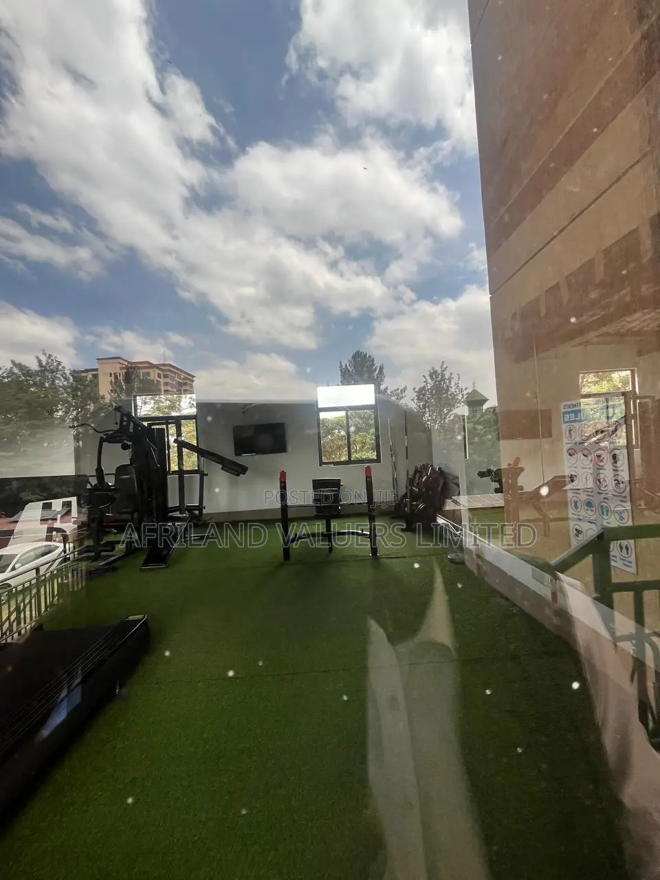 3bdrm Apartment in Upperhill for sale in Upperhill