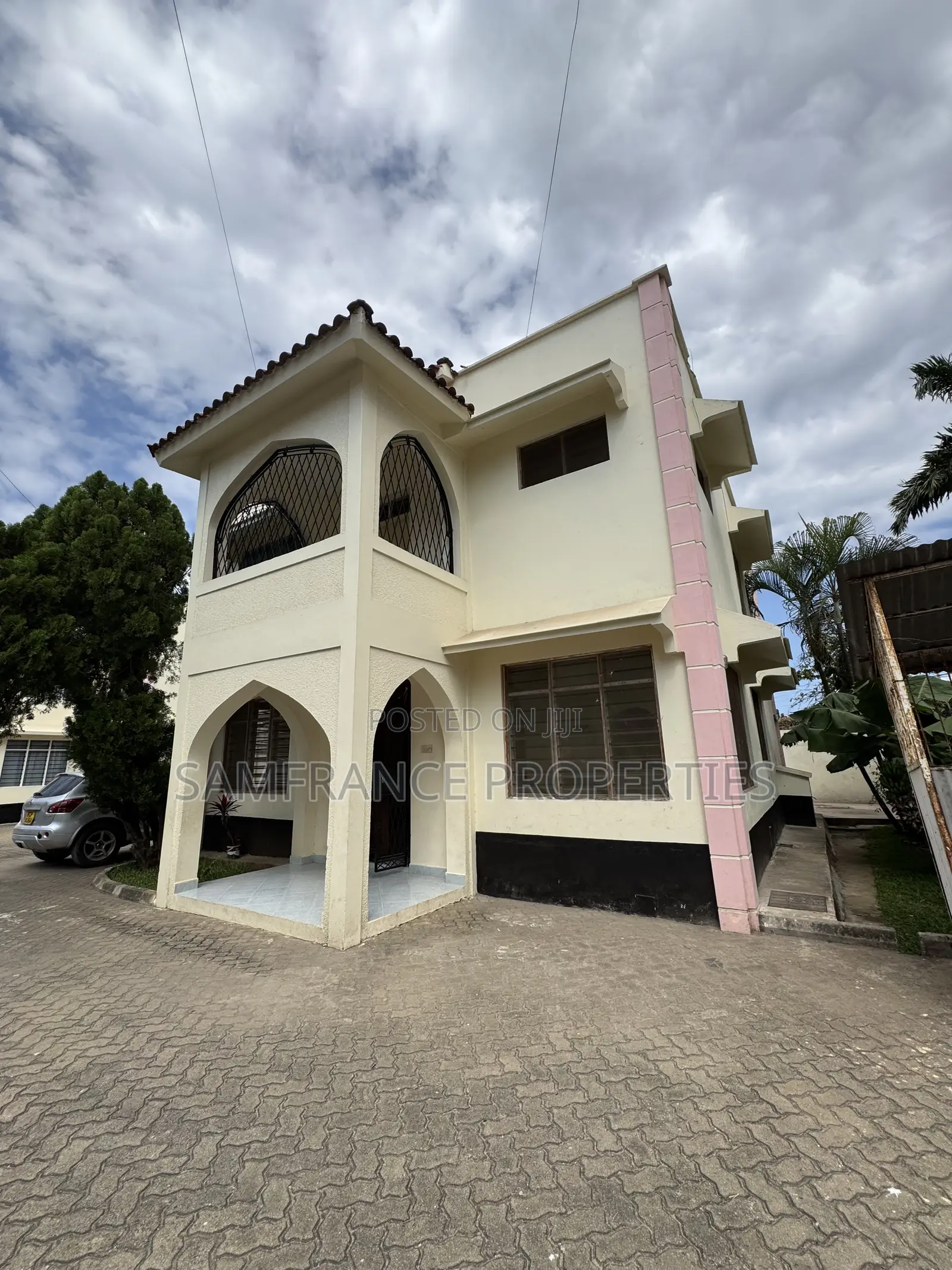 4bdrm Mansion in Beach Road, Nyali Mkomani for rent in Nyali Mkomani