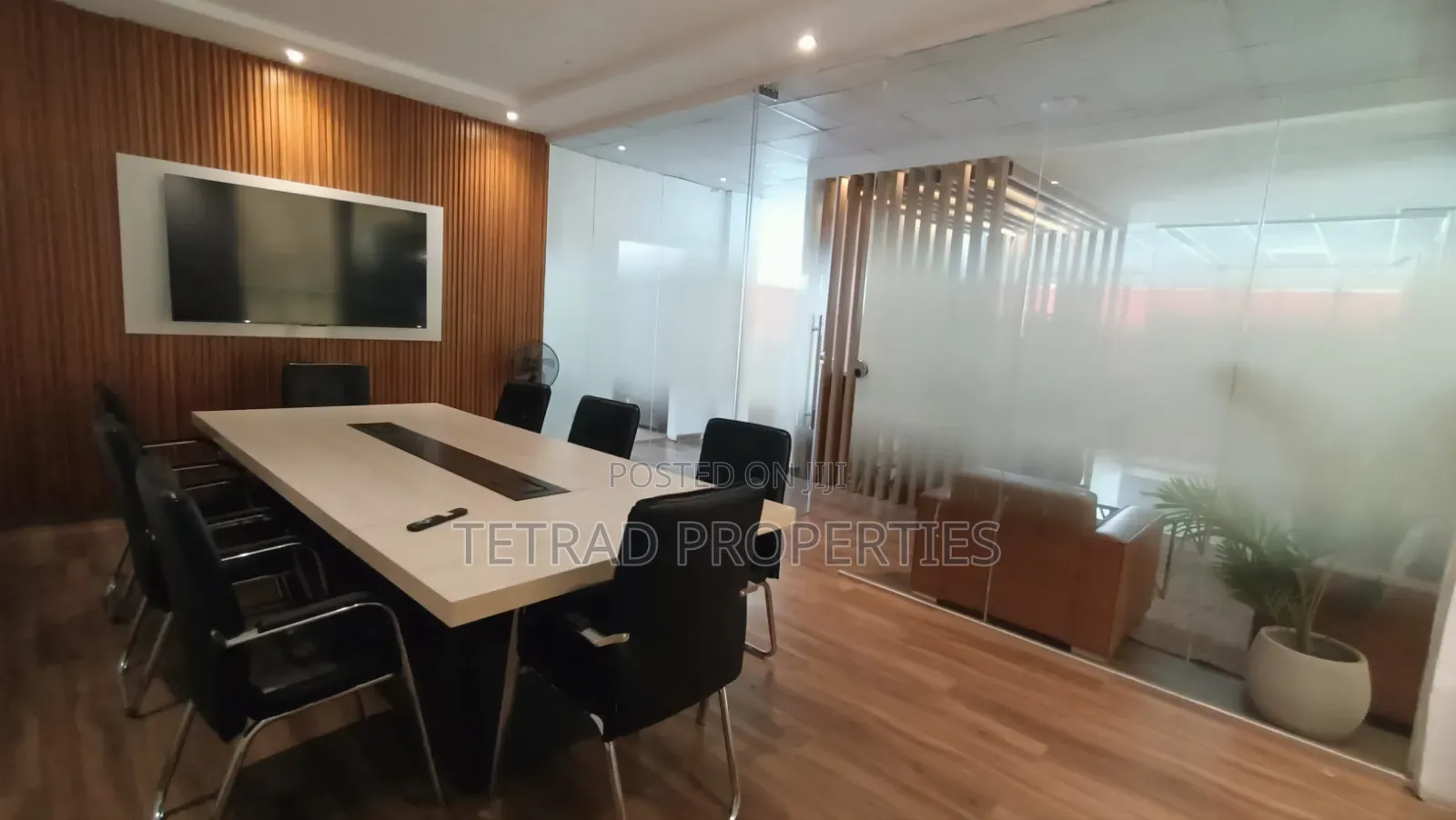4 Desks Furnished Office in Parklands City Park Area. in Parklands/Highridge