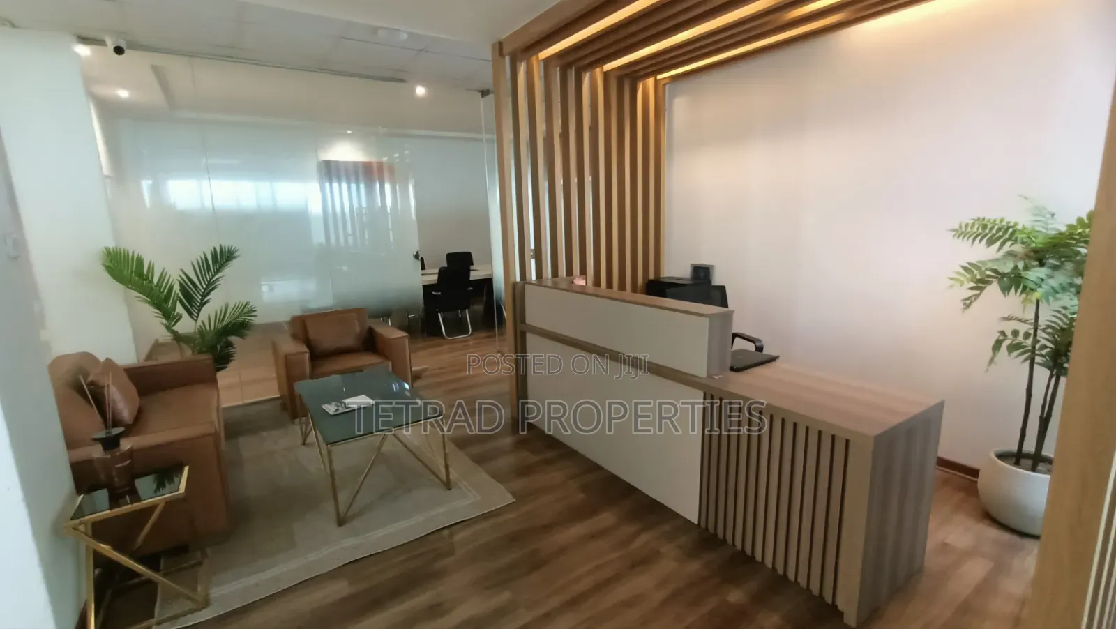 4 Desks Furnished Office in Parklands City Park Area. in Parklands/Highridge