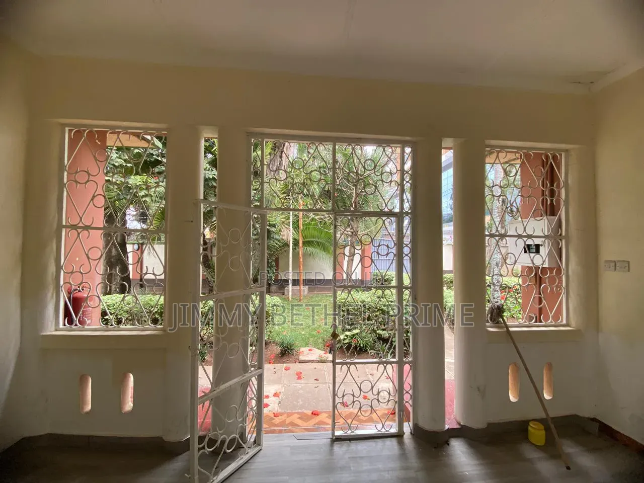 Prime 6 Bedroom for Rent in Parklands/Highridge