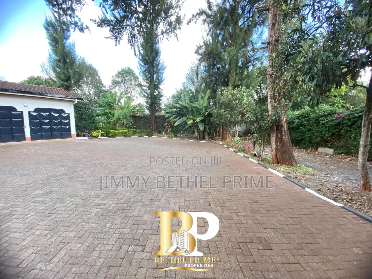 4bdrm Townhouse/Terrace in Nyari for sale in Nyari