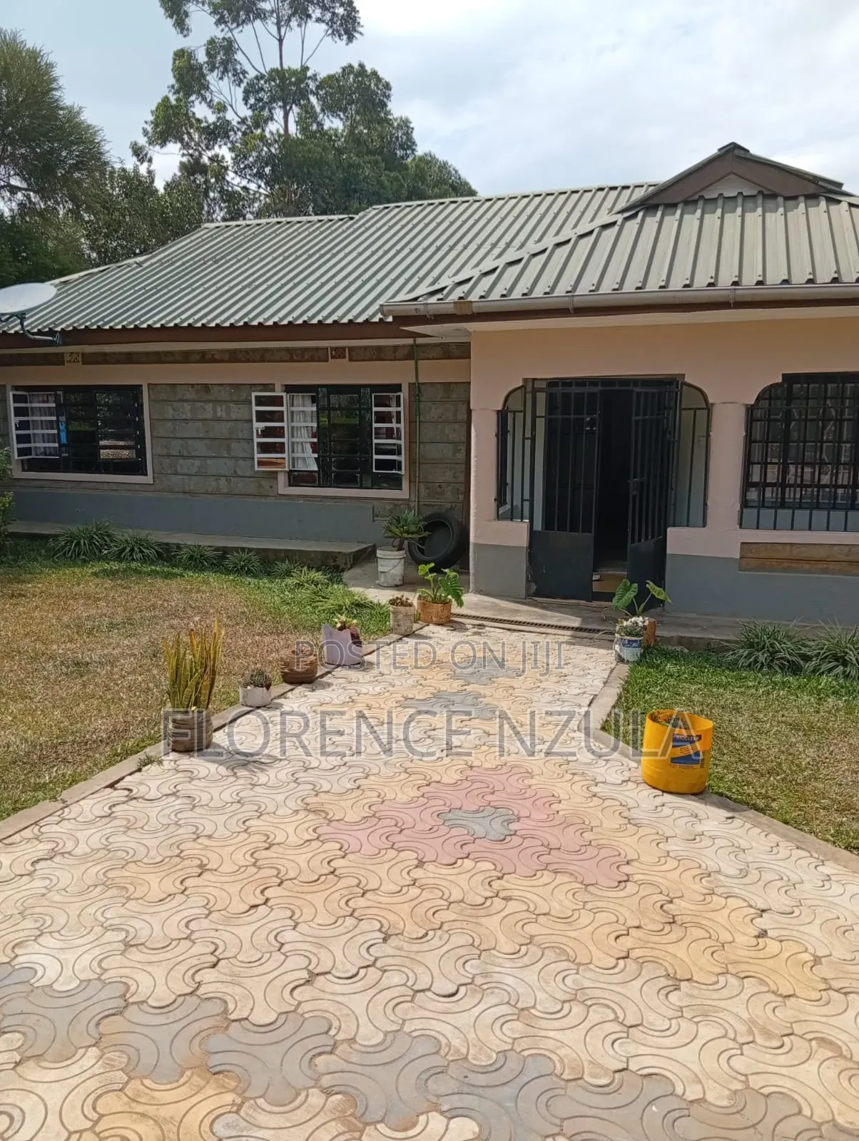 3bdrm Bungalow in Roimen, Matasia for sale in Matasia