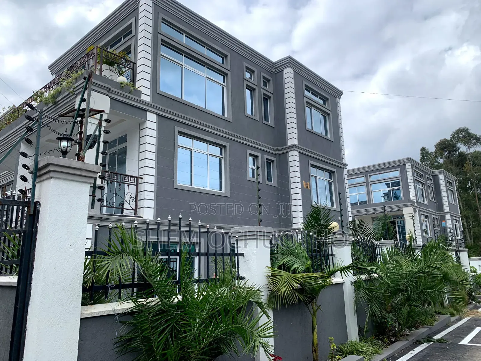 Furnished 6bdrm Maisonette in Olkeri for sale in Ol Keri