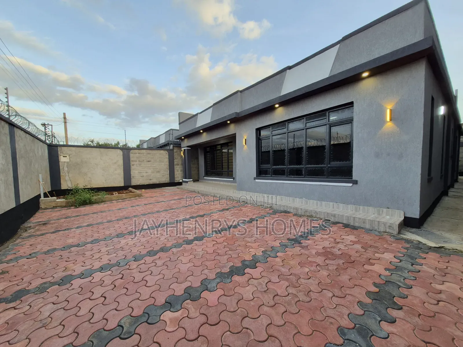 3bdrm Maisonette in Kwa Kairu for sale in Kwa Kairu