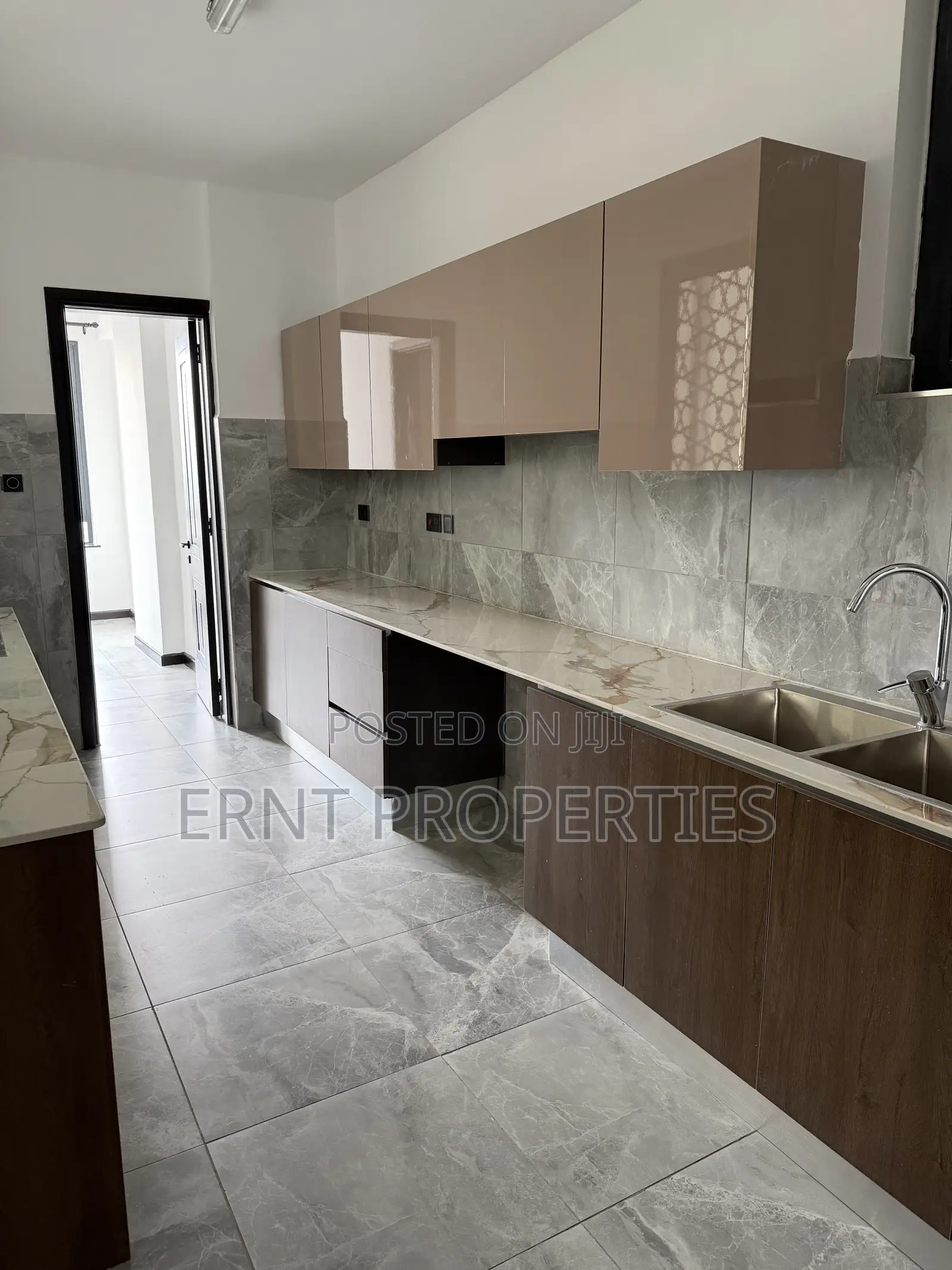 3bdrm Apartment in Riverside Drive for rent in Riverside Drive