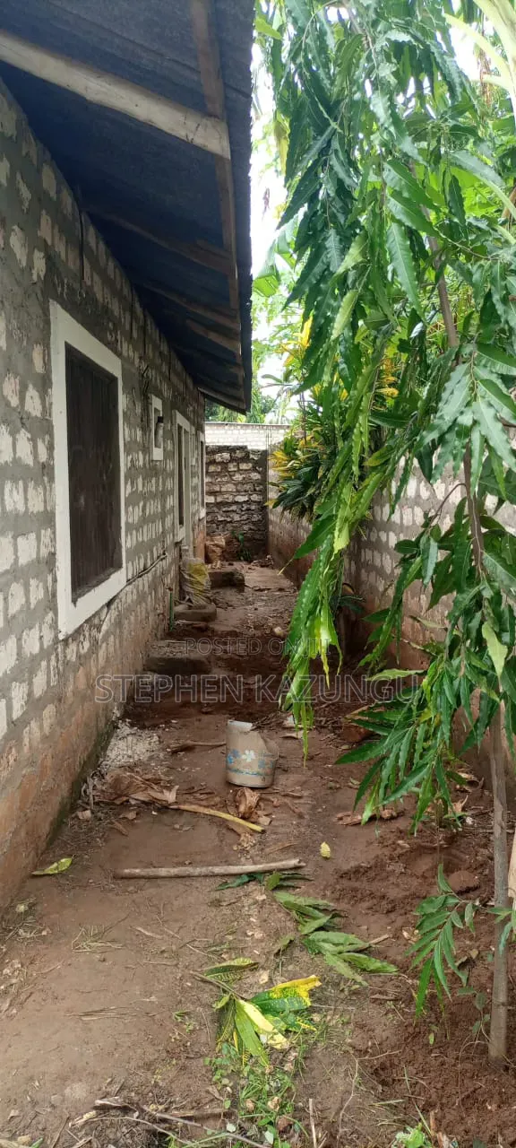 3bdrm House in Kijiwetanga Pauri, Town Centre for sale in Town Centre