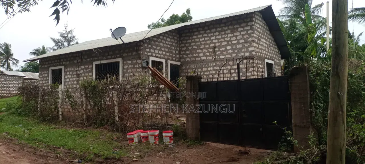 3bdrm House in Kijiwetanga Pauri, Town Centre for sale in Town Centre