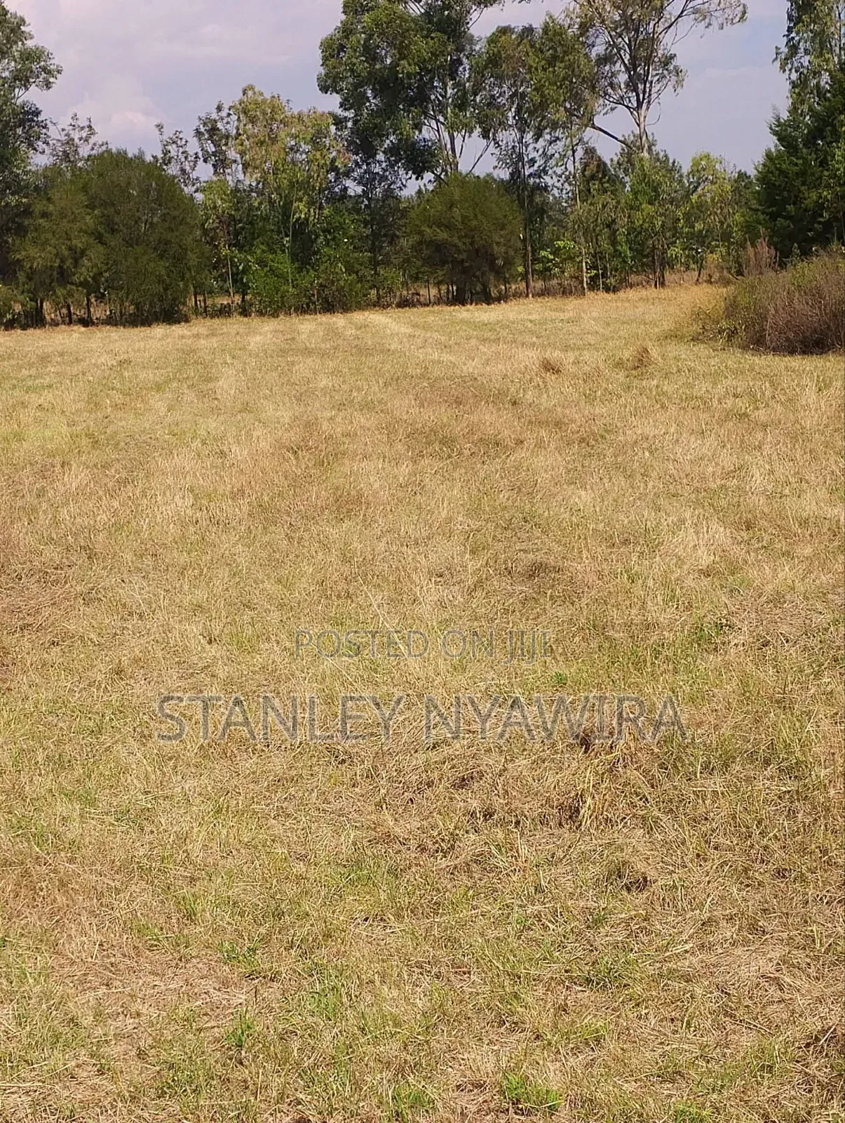1 Acrea Behind Airstrip in Nanyuki