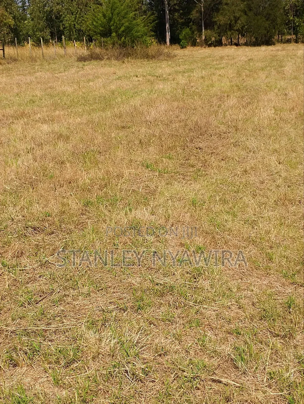 1 Acrea Behind Airstrip in Nanyuki