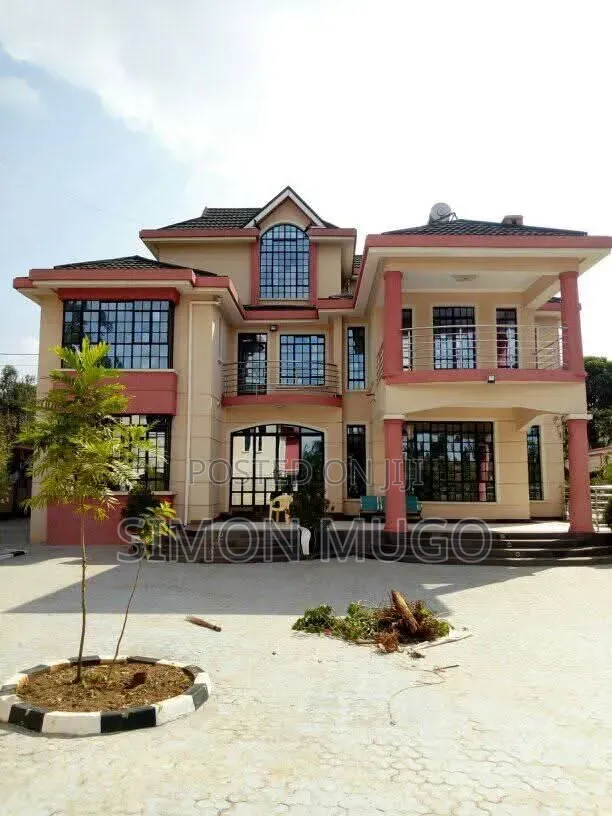 5bdrm Maisonette in Thome for sale in Thome