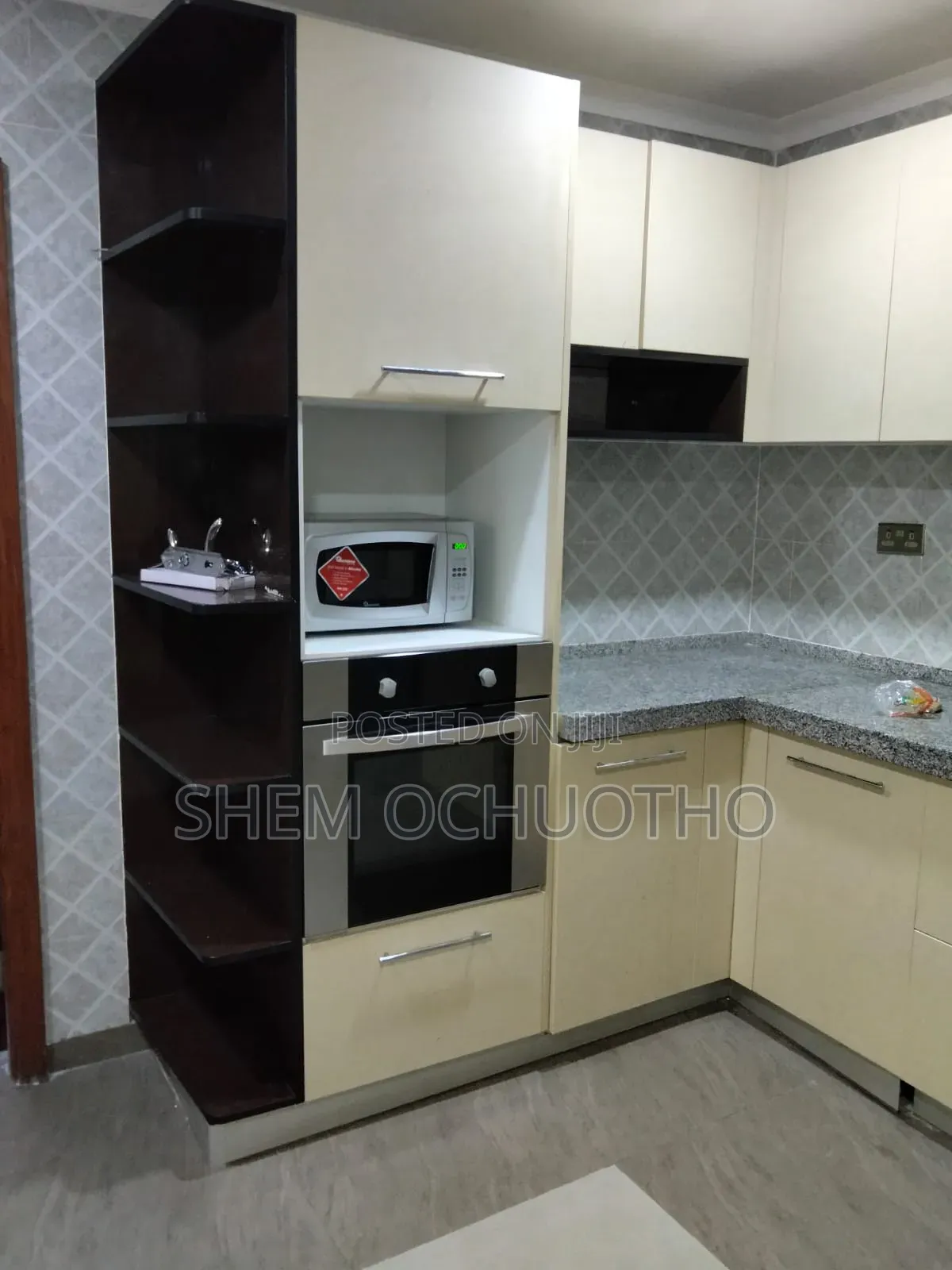 Furnished 3bdrm Shared Apartment in Valley Arcade for rent in Valley Arcade