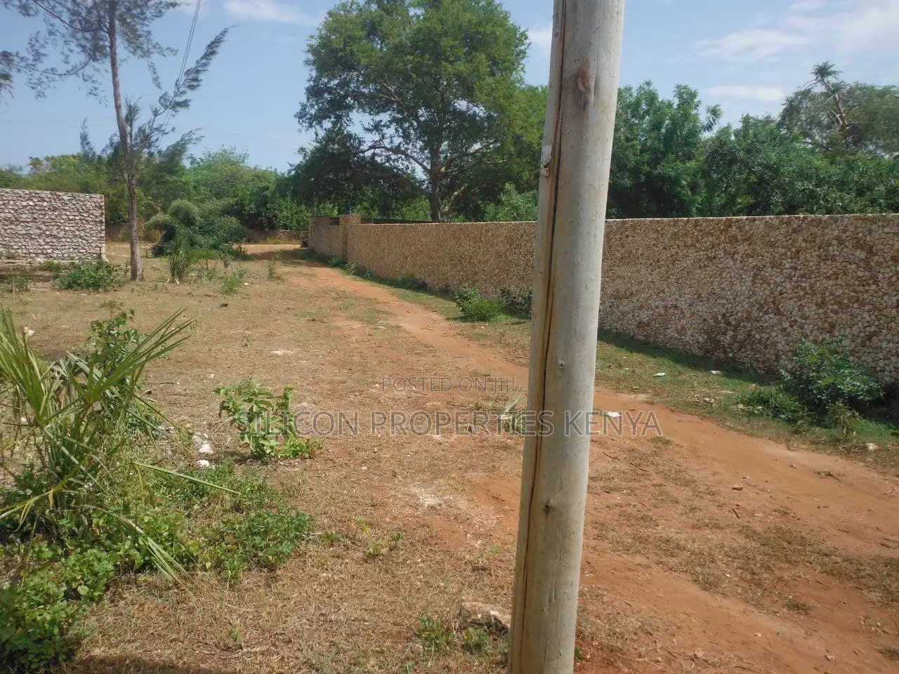 1 Acre for Sale in Msambweni - Just 2 Minutes From the Ocean! in Ukunda