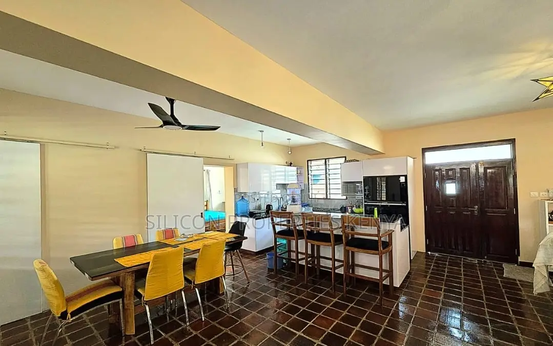 Furnished 3bdrm Villa in Diani for sale in Diani