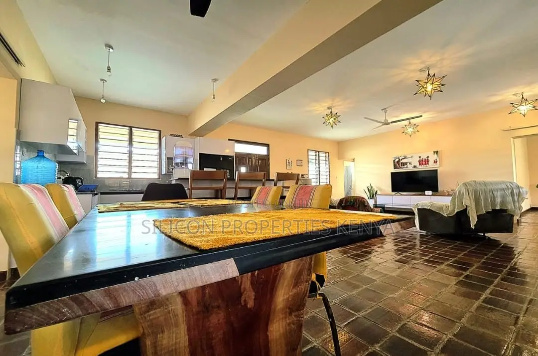 Furnished 3bdrm Villa in Diani for sale in Diani