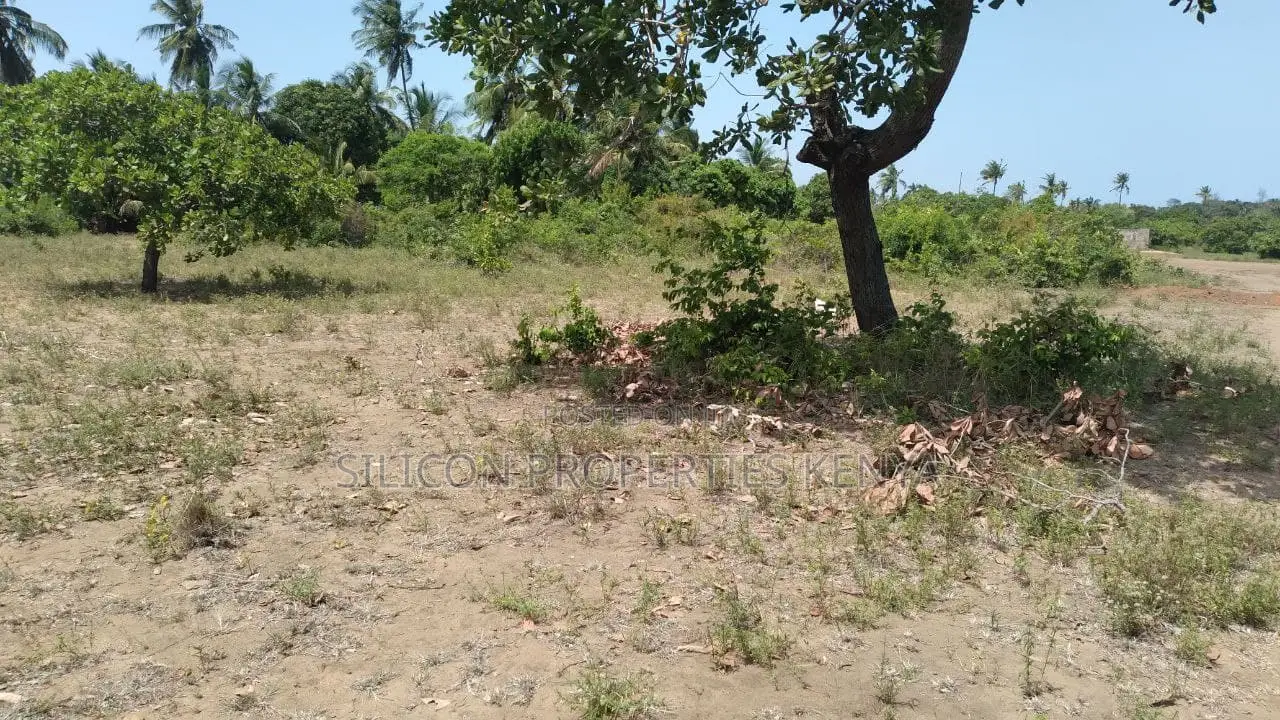 4.5-Acre Plot in Matuga in Diani